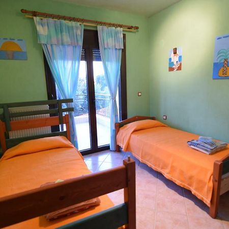 Holiday Villa Vee Néa Szkióni Kültér fotó